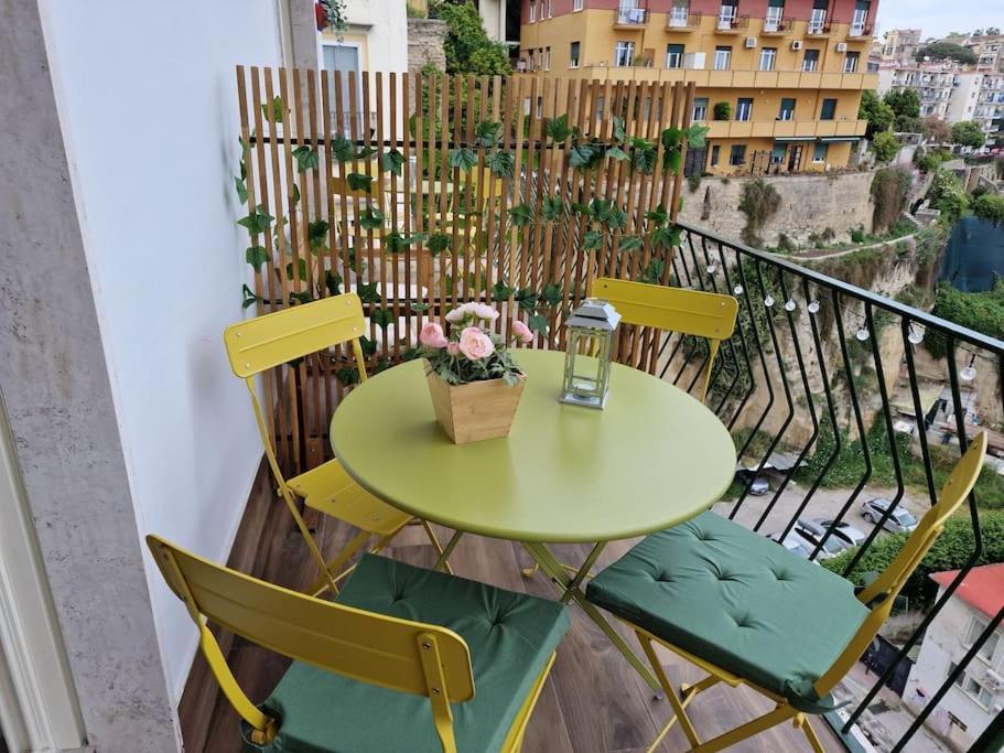 Olivella21 Luxury Apartment Montesanto Neapel Exteriör bild